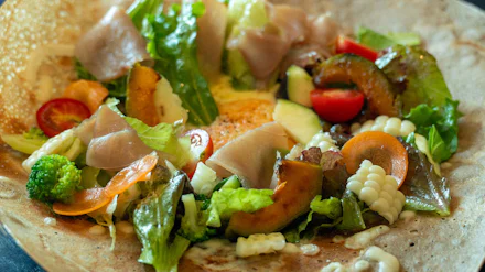 【三浦】三崎港に行ったら食べたい!三崎下町グルメ
マグロから三浦野菜まで地元お墨付きの美味しい店